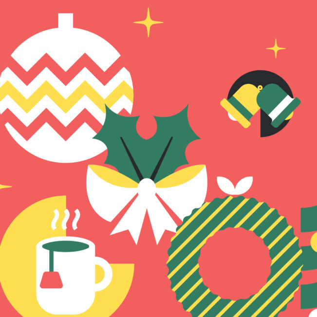 Visuel sur fond rouge avec, dessiné en flat design, un rond représentant une boule de Noël, en dessous une tasse de thé chaud dans le pacman symbole de la collectivité, à droite un rond creux emballé dans du papier cadeau, au centre un noeud, tout à droite un sapin de Noël, et entre les deux, le pacman de nouveau avec deux cloches au milieu. Le tout est décoré par des petites étoiles jaunes.