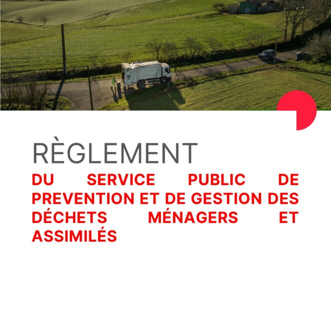 Document séparé visuellement en deux partie, la première prend les un tiers de la page avec une photo prise du ciel en montrant un beau paysage et de la verdure un matin tôt avec au premier plan un camion de collectes de déchets et deux agents vidant une poubelle à l'intérieur. Puis, les deux autres tiers sont occupés par le titre du document qui est "règlement du service public de prévention et de gestion des déchets ménagers et assimilés".
