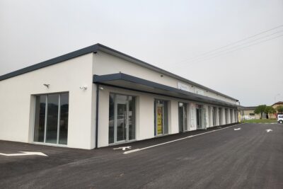 Agrandir l'image 1 sur 2, fenêtre modale