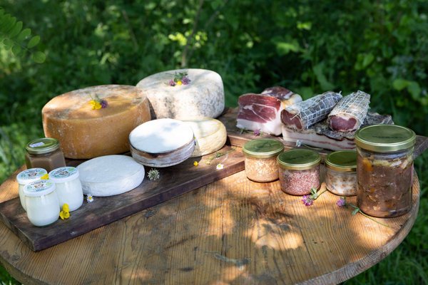 Théâtre - Repas - Danse traditionnelle - CASTETIS
